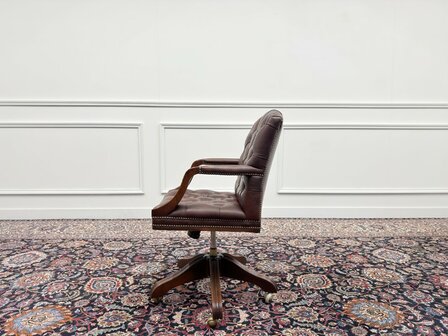 Klassiek-Engels-Antiek-Oud-Vintage-Chesterfield-Bureaustoel-President-Chair-Oxblood-Rood-Leder