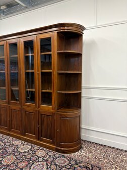 Klassiek-Engels-Oud-Antiek-Chesterfield-Vintage-Boekenkast-Bibiotheekkast-Buffetkast-Kast