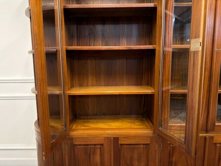 Klassiek-Engels-Oud-Antiek-Chesterfield-Vintage-Boekenkast-Bibiotheekkast-Buffetkast-Kast