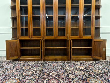 Klassiek-Engels-Oud-Antiek-Chesterfield-Vintage-Boekenkast-Bibiotheekkast-Buffetkast-Kast