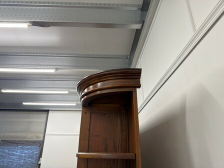 Klassiek-Engels-Oud-Antiek-Chesterfield-Vintage-Boekenkast-Bibiotheekkast-Buffetkast-Kast