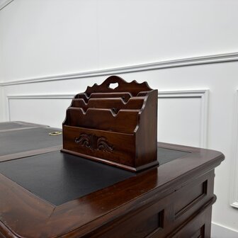 Klassieke-Engelse-mahonie-brievenhouder-organizer-2
