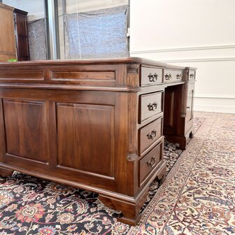 Klassiek-Antiek-Engels-Oud-Chesterfield-Bureau-Desk-Partnerdesk-Groen-Leder