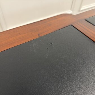 Klassiek-Antiek-Engels-Oud-Chesterfield-Bureau-Desk-Zwart-Leder