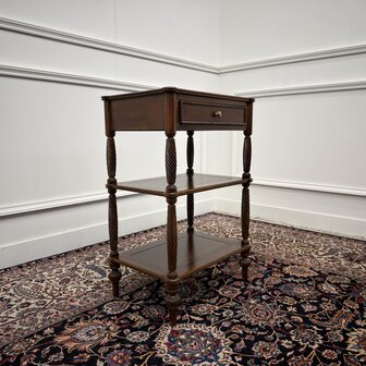 Klassiek-Oud-Antiek-Engels-Chesterfield-Vintage-Sidetable-Side-Table-Bijzettafel