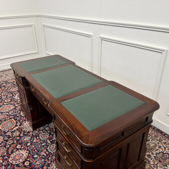 Klassiek-Engels-Oud-Antiek-Vintage-Chesterfield-Bureau-Desk-Groen-Leder