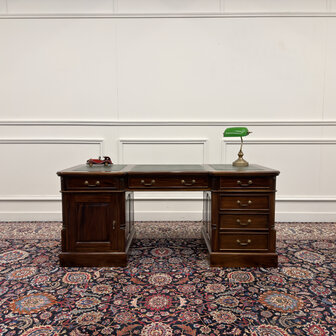 Klassiek-Engels-Oud-Antiek-Vintage-Chesterfield-Bureau-Desk-Groen-Leder