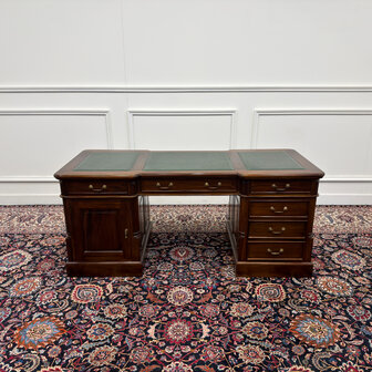 Klassiek-Engels-Oud-Antiek-Vintage-Chesterfield-Bureau-Desk-Groen-Leder