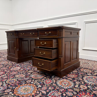 Klassiek-Engels-Oud-Antiek-Vintage-Chesterfield-Bureau-Desk-Groen-Leder