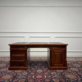 Klassiek-Engels-Oud-Antiek-Chesterfield-Vintage-Bureau-Desk-Partnerdesk-Zwart-Leder