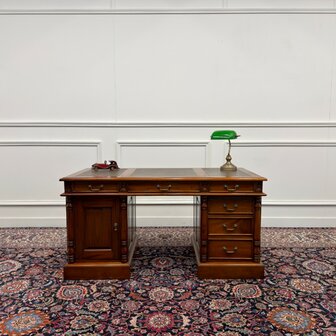 Klassiek-Engels-Antiek-Oud-Vintage-Chesterfield-Bureau-Desk-Bruin-Leder