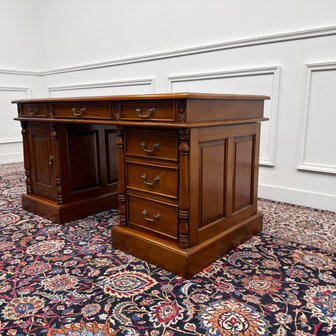 Klassiek-Engels-Antiek-Oud-Vintage-Chesterfield-Bureau-Desk-Bruin-Leder