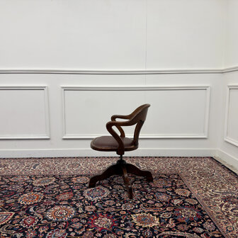Klassiek-Antiek-Engels-Oud-Vintage-Chesterfield-Bureaustoel-Captain-Chair
