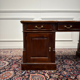 Klassiek-Antiek-Engels-Oud-Vintage-Chesterfield-Bureau-Desk-Groen-Leder