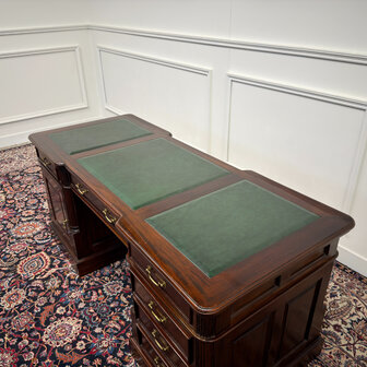 Klassiek-Antiek-Engels-Oud-Vintage-Chesterfield-Bureau-Desk-Groen-Leder