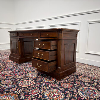 Klassiek-Antiek-Engels-Oud-Vintage-Chesterfield-Bureau-Desk-Groen-Leder