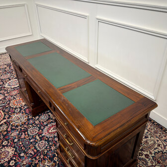 Klassiek-Antiek-Engels-Oud-Vintage-Chesterfield-Bureau-Desk-Groen-Leder