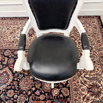 Klassiek-Antiek-Engels-Oud-Vintage-Chesterfield-Wit-Witte-Set-Bureau-Desk-Zwart-Leder-met-Bureaustoel-President-Chair