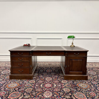 Klassiek-Engels-Antiek-Oud-Vintage-Chesterfield-Zeer-Groot-Bureau-Desk-Partnerdesk-Bruin-Leder