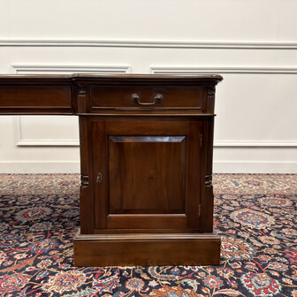 Klassiek-Engels-Antiek-Oud-Vintage-Chesterfield-Zeer-Groot-Bureau-Desk-Partnerdesk-Bruin-Leder
