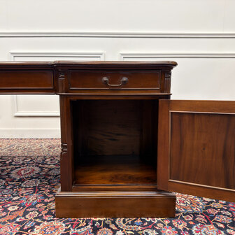 Klassiek-Engels-Antiek-Oud-Vintage-Chesterfield-Zeer-Groot-Bureau-Desk-Partnerdesk-Bruin-Leder
