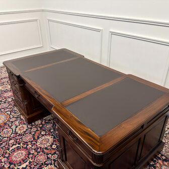 Klassiek-Engels-Antiek-Oud-Vintage-Chesterfield-Zeer-Groot-Bureau-Desk-Partnerdesk-Bruin-Leder