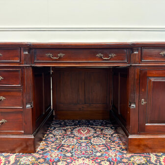 Klassiek-Engels-Antiek-Oud-Vintage-Chesterfield-Bureau-Desk-Groen-Leder-met-Achterschot