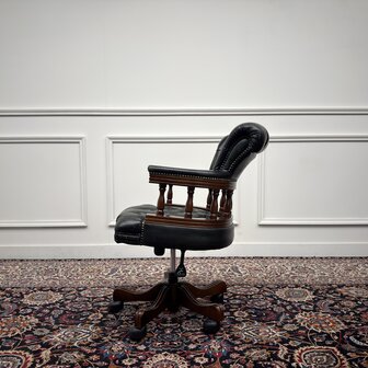Klassiek-Engels-Antiek-Oud-Vintage-Chesterfield-Bureaustoel-Captain-Chair-Groen-Leder
