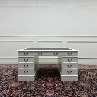 Klassiek-Engels-Antiek-Oud-Vintage-Chesterfiel-Wit-Bureau-Desk-Partnerdesk-Zwart-Leder-4