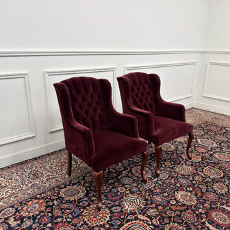 Klassiek-Engels-Antiek-Oud-Vintage-Chesterfield-Fauteuils-Oorfauteuils-Arm-Chairs-Fluweel-Oxblood-1