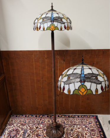 Antieke-tiffany-vloerlamp-staandelamp-libelle