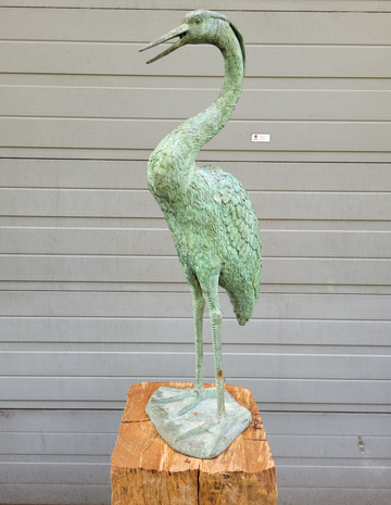 Bronze-standbeed-kunstwerk-Reiger-brons-tuinbeeld