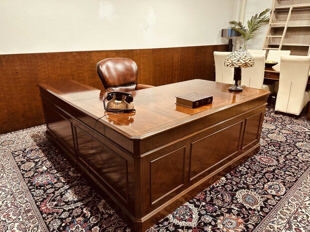 Klassiek-Engelse-Engels-Antiek-Oud-Bureau-Hoekbureau-Desk-Partnerdesk-Chesterfield-2