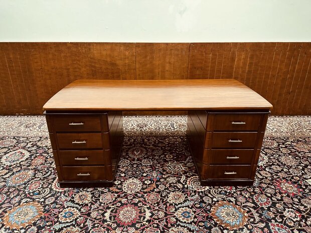 Klassiek-Antiek-Chesterfield-Engels-Art-Deco-Bureau-Desk-Partnerdesk