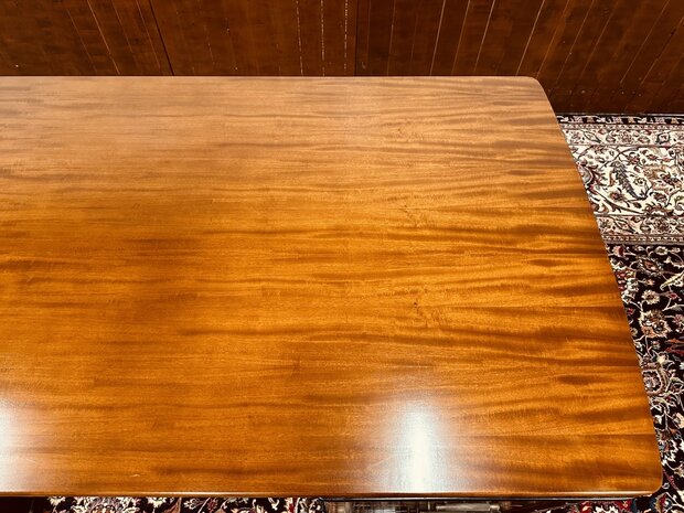 Klassiek-Antiek-Chesterfield-Engels-Art-Deco-Bureau-Desk-Partnerdesk