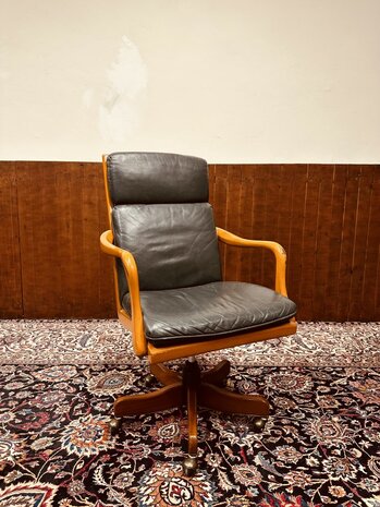 Klassiek-Engels-Heldense-Exclusive-Chesterfield-Bureaustoel-President-Chair