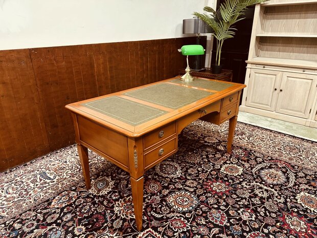 Klassiek-Engels-Antiek-Chesterfield-Italiaans-Schrijftafel-Bureau