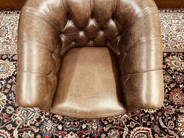 Klassiek-Engels-Chesterfield-Springvale-Fauteuil-Byron-Tub-Chair