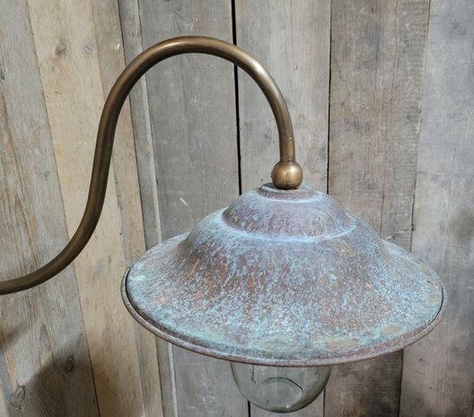 Landelijke-klassieke-koperen-stallamp-buitenlamp-met-patina-wandlamp-6