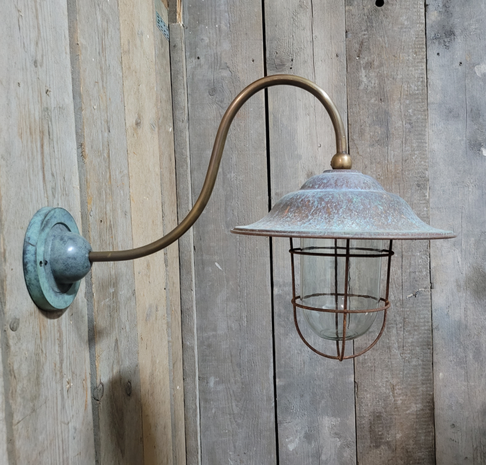 Landelijke-klassieke-koperen-stallamp-buitenlamp-met-patina-wandlamp-11