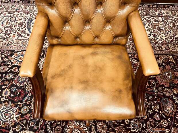 Klassiek-Engels-Antiek-Chesterfield-Bureaustoel-President-Chair