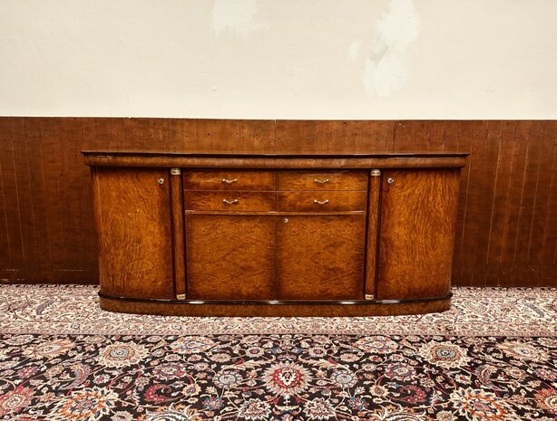 Klassiek-Italiaans-Wortelhout-Dressoir