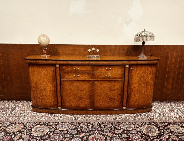 Klassiek-Italiaans-Wortelhout-Dressoir