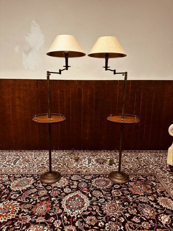 Klassiek-Engels-Antiek-Vloerlamp