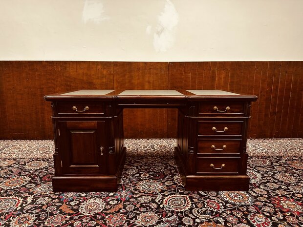 Klassiek-Engels-Bureau-Lederen-Inleg