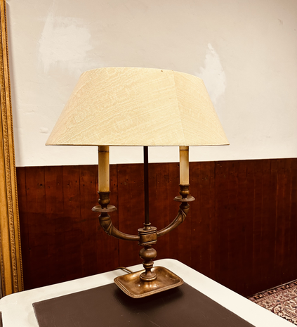 Antieke-Franse-bouillot-tafellamp-gemaakt-van-messing-schemerlamp-1