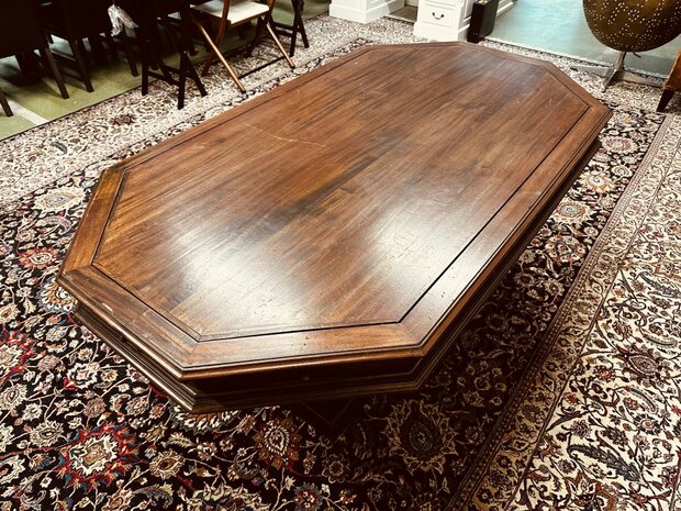 Klassiek-Engelse-Vergadertafel