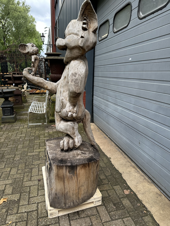 Levensgroot-houten-standbeeld-houtsnijwerk-kunstwerk-van-tom-en-jerry-9