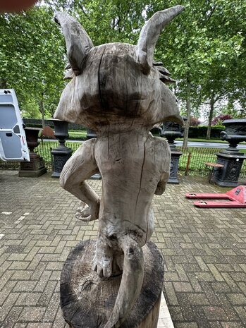Levensgroot-houten-standbeeld-houtsnijwerk-kunstwerk-van-tom-en-jerry-11