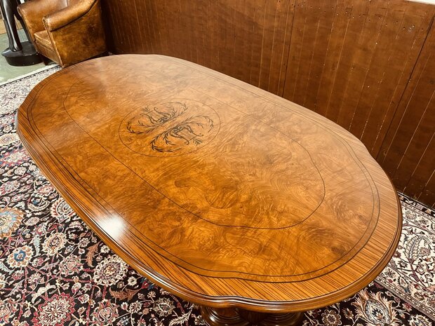 Antieke-Italiaanse-Eettafel